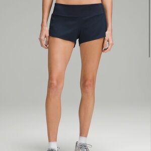 Speed up low-rise lined short 2.5”